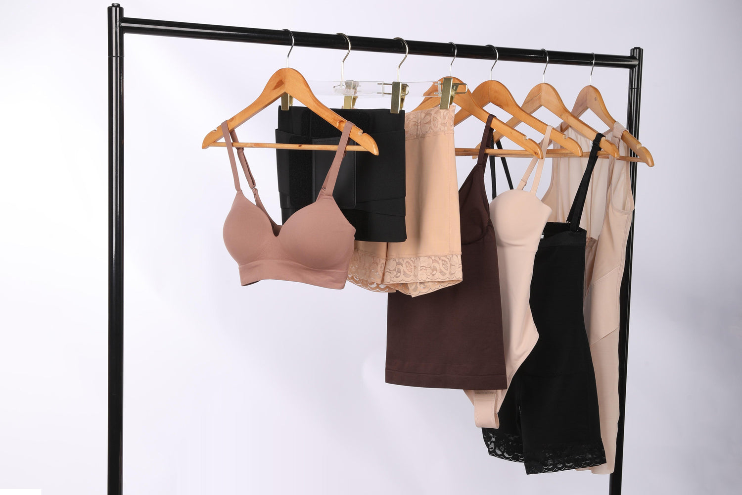 International Women’s Day 2026: A Strong Season for Wholesale Shapewear